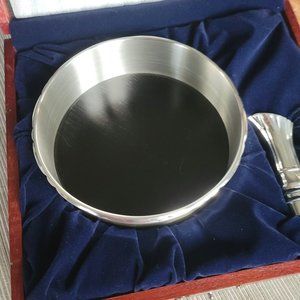 NIB Royal Selangor Gift Boxed Wine Bottle Coaster & Pourer Set